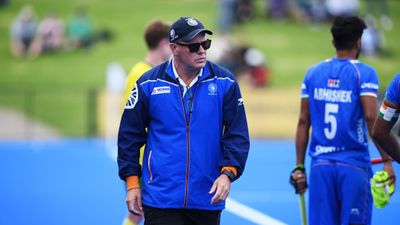 भारतीय हॉकी में भारी उठापटक, मुख्य कोच समेत तीन लोगों के इस्तीफे, वर्ल्ड कप की नाकामी के चलते उठाया कदम SportsTak Hindi