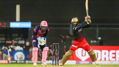 IPL 2023 इस शहर में लेगा एंट्री! 20 साल से सूने पड़े मैदान में राजस्थान रॉयल्स के मैच कराने की योजना SportsTak Hindi