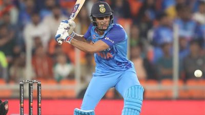 IND vs NZ: शुभमन गिल ने वनडे में डबल सेंचुरी के बाद अब टी20 में ठोका शतक, इस अनोखी लिस्ट में हुए शामिल SportsTak Hindi