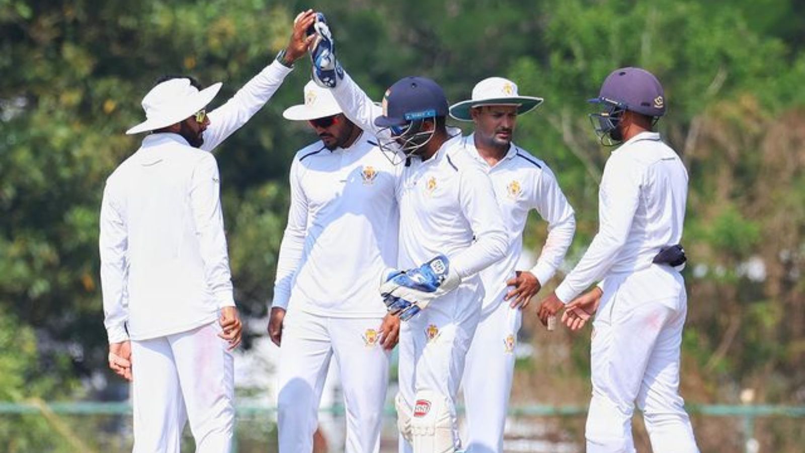 Ranji Trophy: कर्नाटक 3 साल बाद सेमीफाइनल में पहुंचा, श्रेयस गोपाल के दम पर उत्तराखंड को पारी और 281 रन से रौंदा Ranji Trophy: कर्नाटक 3 साल बाद सेमीफाइनल में पहुंचा, श्रेयस गोपाल के दम पर उत्तराखंड को पारी और 281 रन से रौंदा