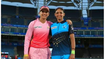 WPL 2023 का इस तारीख को होगा आगाज, अदाणी-अंबानी की टीमों के बीच पहला मैच, जानिए कहां होगा फाइनल SportsTak Hindi