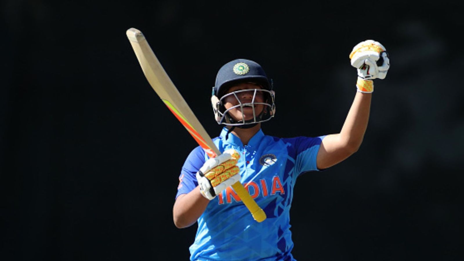 Women's T20 WC Warm-Up: 6,6,6...ऋचा घोष ने 9 छक्के जड़कर 91 रनों की पारी से बांग्लादेश के उड़ाए होश, 52 रनों से जीती महिला टीम इंडिया Women's T20 WC Warm-Up: 6,6,6...ऋचा घोष ने 9 छक्के जड़कर 91 रनों की पारी से बांग्लादेश के उड़ाए होश, 52 रनों से जीती महिला टीम इंडिया