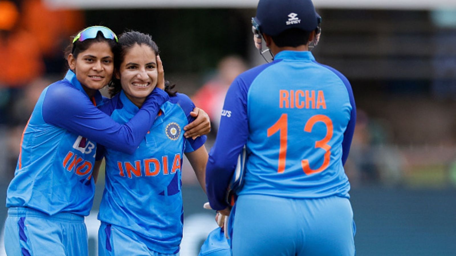 महिला टी20 वर्ल्ड कप: जो अश्विन-जडेजा नहीं कर पाए वो रेणुका ठाकुर ने कर दिखाया, इंग्लैंड के खिलाफ आग उगलती गेंदों से रचा इतिहास महिला टी20 वर्ल्ड कप: जो अश्विन-जडेजा नहीं कर पाए वो रेणुका ठाकुर ने कर दिखाया, इंग्लैंड के खिलाफ आग उगलती गेंदों से रचा इतिहास