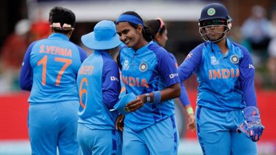 Women T20 World Cup: भारत के सामने एक ही लक्ष्य-आयरलैंड को बड़े अंतर से हराओ, सेमीफाइनल का टिकट कटाओ SportsTak Hindi