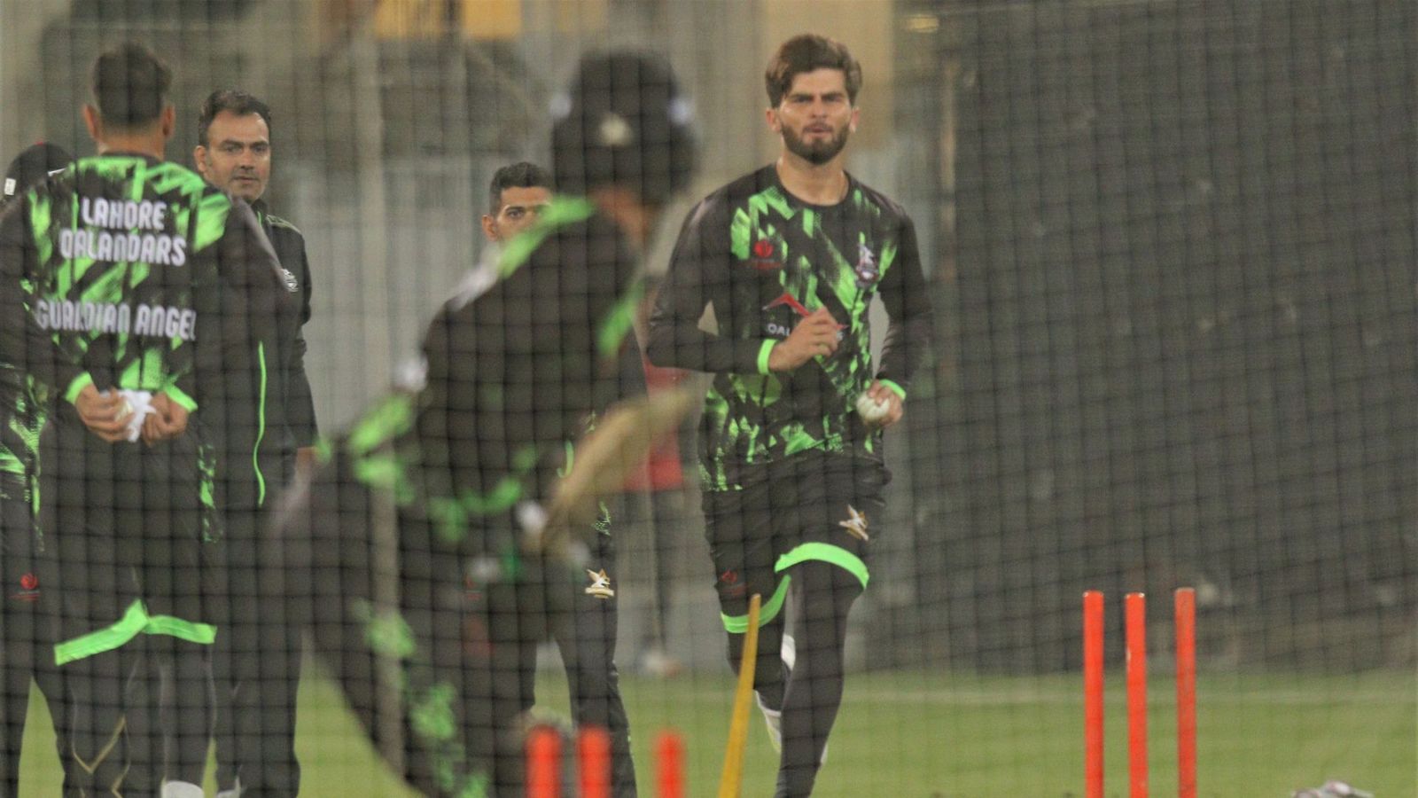 पाकिस्तान सुपर लीग में फिर बवाल, स्टेडियम से चोरी हुआ 10 लाख का सामान, ये है पूरा मामला पाकिस्तान सुपर लीग में फिर बवाल, स्टेडियम से चोरी हुआ 10 लाख का सामान, ये है पूरा मामला