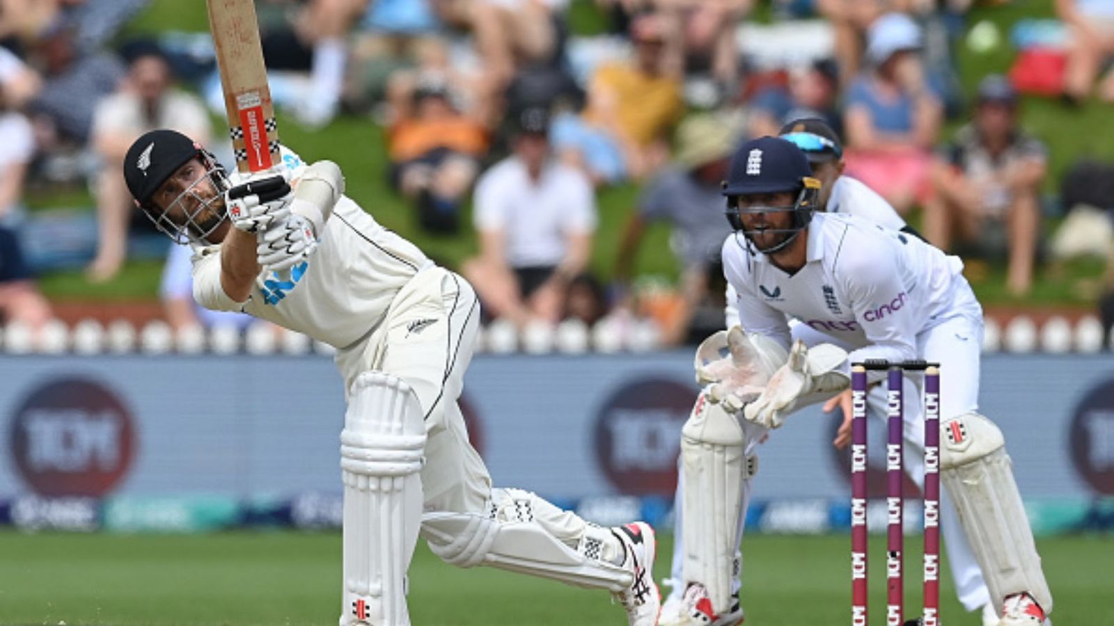 NZ vs ENG: क्या स्टोक्स से हो गई बड़ी चूक? विलियमसन ने न्यूजीलैंड की करवाई मैच में वापसी, अंग्रेजों को बनाने हैं 210 रन NZ vs ENG: क्या स्टोक्स से हो गई बड़ी चूक? विलियमसन ने न्यूजीलैंड की करवाई मैच में वापसी, अंग्रेजों को बनाने हैं 210 रन