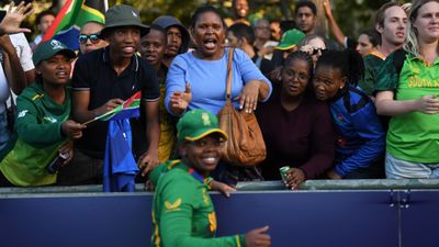 ऑनलाइन गालियां पड़ीं तो बन गई शराबी, छुट्टी लेकर 56 दिन तक कराया इलाज, अब जीता वर्ल्ड कप मेडल SportsTak Hindi