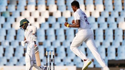 पहली बार मिली टेस्ट कप्तानी, दोनों पारियों में खाता भी नहीं खोल पाए टेम्बा बावुमा, ऐसा करने वाले बने पहले अफ्रीकी कप्तान SportsTak Hindi