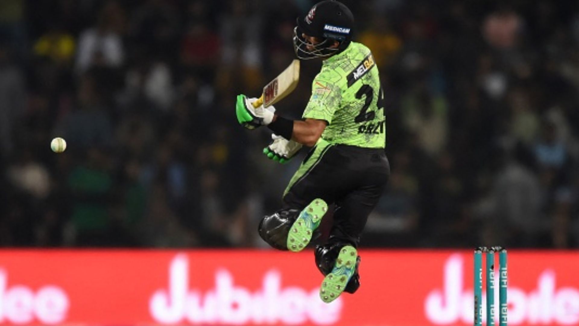 पंजाब किंग्स के 50 लाख वाले खिलाड़ी का गरजा बल्ला, पाकिस्तान में 71 रनों की पारी से काटा बवाल, टीम को मिली 17 रन से जीत