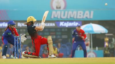 WPL 2023 में महिला वर्ल्ड कप से छोटी रहेगी बाउंड्री, जानिए कितने मीटर की होगी और क्यों? SportsTak Hindi