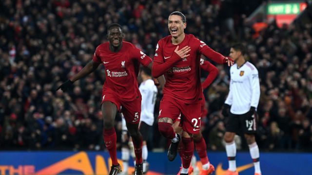 EPL: लिवरपूल ने मैनचेस्टर यूनाइटेड का बनाया मजाक, 7-0 से रौंदकर दी 90 साल की सबसे करारी शिकस्त EPL: लिवरपूल ने मैनचेस्टर यूनाइटेड का बनाया मजाक, 7-0 से रौंदकर दी 90 साल की सबसे करारी शिकस्त