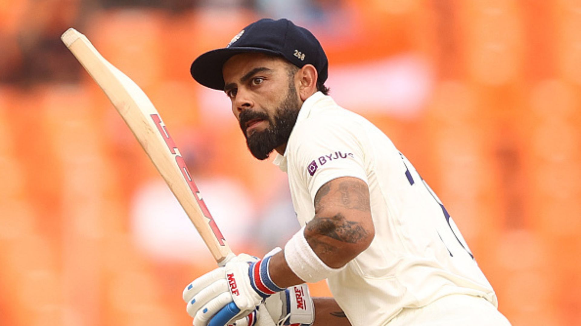 INDvsAUS: विराट कोहली के शतक ठोकते ही अहमदाबाद में बरसे रिकॉर्ड, जानिए कौन-कौनसे कमाल किए
