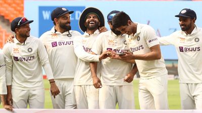 'WTC फाइनल के लिए करो परमानेंट, और वो खुद को कितना साबित करेगा', सौरव गांगुली ने इस क्रिकेटर के लिए दिखाया बेजोड़ सपोर्ट SportsTak Hindi