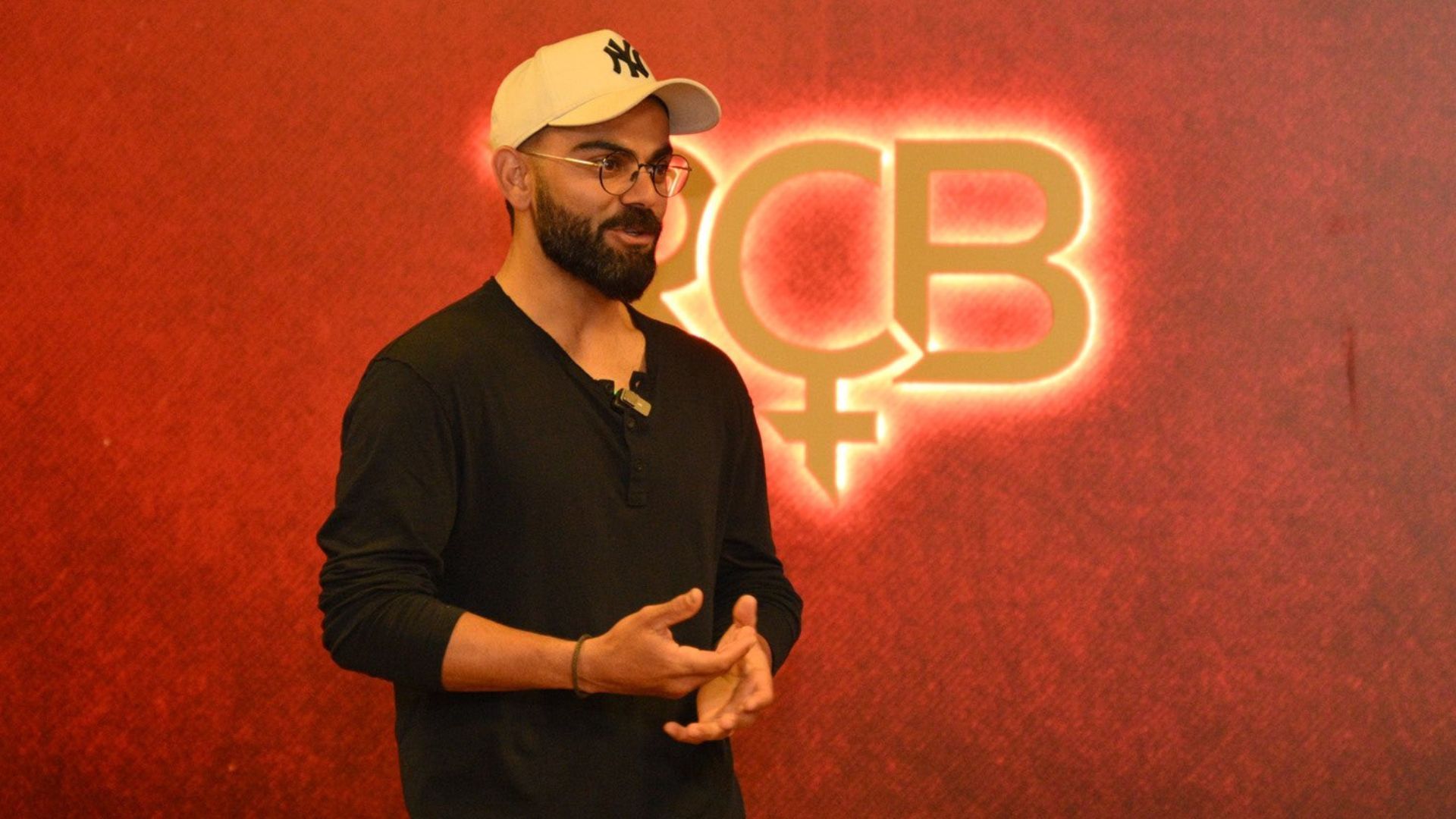 विराट कोहली ने क्यों छोड़ी थी RCB की कप्तानी, खुद किया खुलासा, बोले- 'मैं भूल गया था क्रिकेट खेलना'