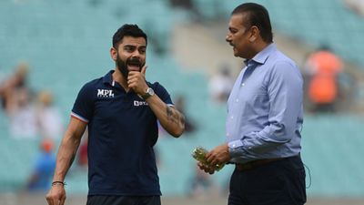 Exclusive : क्या विराट कोहली खेलना छोड़ देंगे T20I क्रिकेट? पूर्व कोच रवि शास्त्री ने बताया प्लान SportsTak Hindi