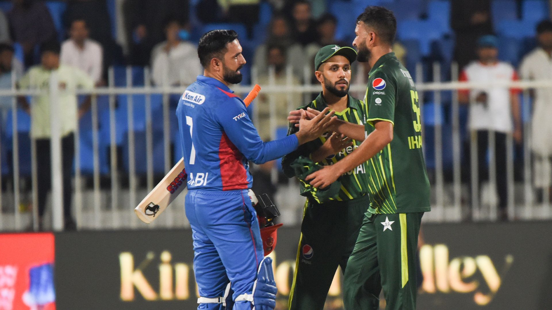 Pak vs AFG, T20I : बिना बाबर-रिजवान सिर्फ 92 रन बना सका पाकिस्तान, अफगानिस्तान ने 6 विकेट से रौंदकर रच डाला इतिहास 