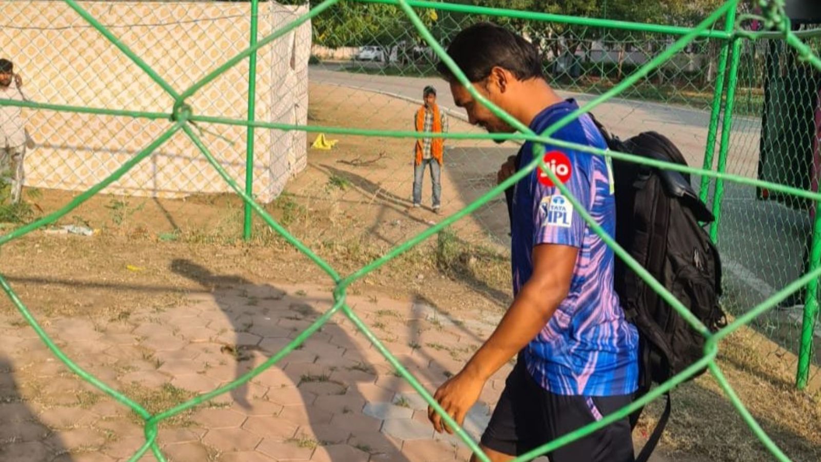 IPL 2023: जिसे आईपीएल ऑक्शन में नहीं मिला भाव वो राजस्थान रॉयल्स में हुआ शामिल, प्रसिद्ध कृष्णा को किया रिप्लेस IPL 2023: जिसे आईपीएल ऑक्शन में नहीं मिला भाव वो राजस्थान रॉयल्स में हुआ शामिल, प्रसिद्ध कृष्णा को किया रिप्लेस