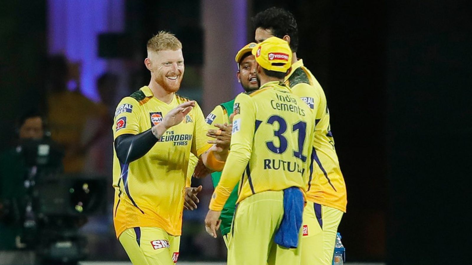 CSKvsLSG: चेन्नई की जीत के साथ 4 साल बाद घर वापसी, रनों के सैलाब वाले मैच में लखनऊ को 12 रन से हराकर बजाई कामयाबी की सीटी CSKvsLSG: चेन्नई की जीत के साथ 4 साल बाद घर वापसी, रनों के सैलाब वाले मैच में लखनऊ को 12 रन से हराकर बजाई कामयाबी की सीटी