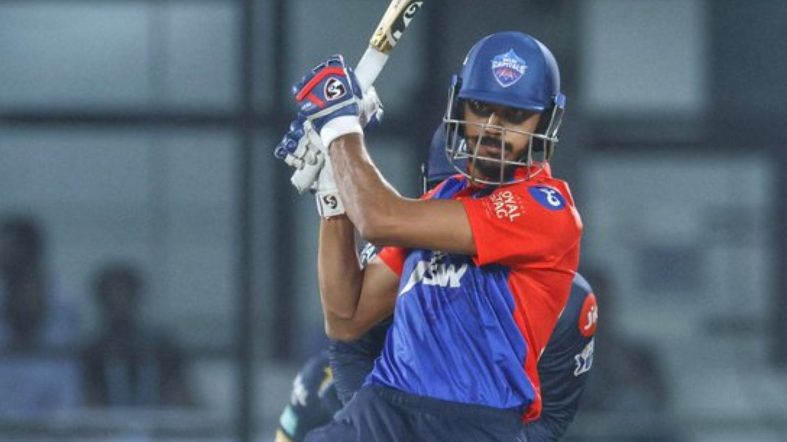 दिल्ली कैपिटल्स की लगातार दो हार का अक्षर पटेल ने खोला राज, बोले- हम अभी तक घुलमिल नहीं पाए दिल्ली कैपिटल्स की लगातार दो हार का अक्षर पटेल ने खोला राज, बोले- हम अभी तक घुलमिल नहीं पाए