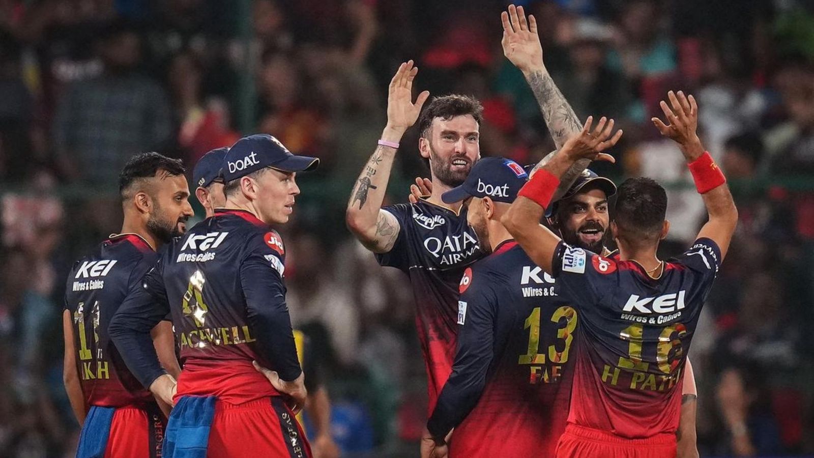 IPL 2023: KKR के खिलाफ मुकाबले के बीच RCB को बड़ा झटका, ये स्टार खिलाड़ी हुआ टूर्नामेंट से बाहर IPL 2023: KKR के खिलाफ मुकाबले के बीच RCB को बड़ा झटका, ये स्टार खिलाड़ी हुआ टूर्नामेंट से बाहर