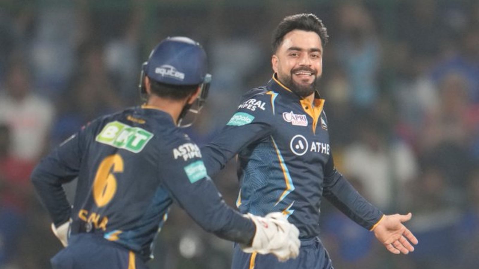 Rashid Khan Hattrick: राशिद खान ने बनाई आईपीएल 2023 की पहली हैट्रिक, तीन विध्वंसक खिलाड़ियों को आउट कर रचा इतिहास Rashid Khan Hattrick: राशिद खान ने बनाई आईपीएल 2023 की पहली हैट्रिक, तीन विध्वंसक खिलाड़ियों को आउट कर रचा इतिहास