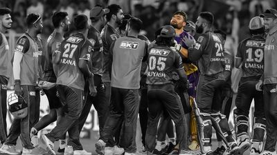 12 मैचों के बाद दिखा असली IPL, GT-KKR मुकाबले ने रोकी फैंस की धड़कनें, 3 ओवरों में जीत गई शाहरुख खान की टीम SportsTak Hindi