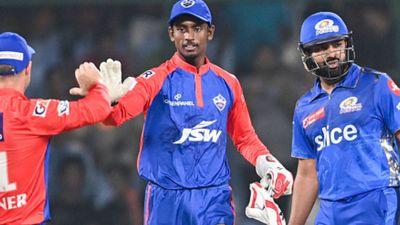 IPL 2023, Points Table : मुंबई की पहली जीत से अंकतालिका में बड़ा बदलाव, जानें किस स्थान पर पहुंची रोहित की सेना SportsTak Hindi