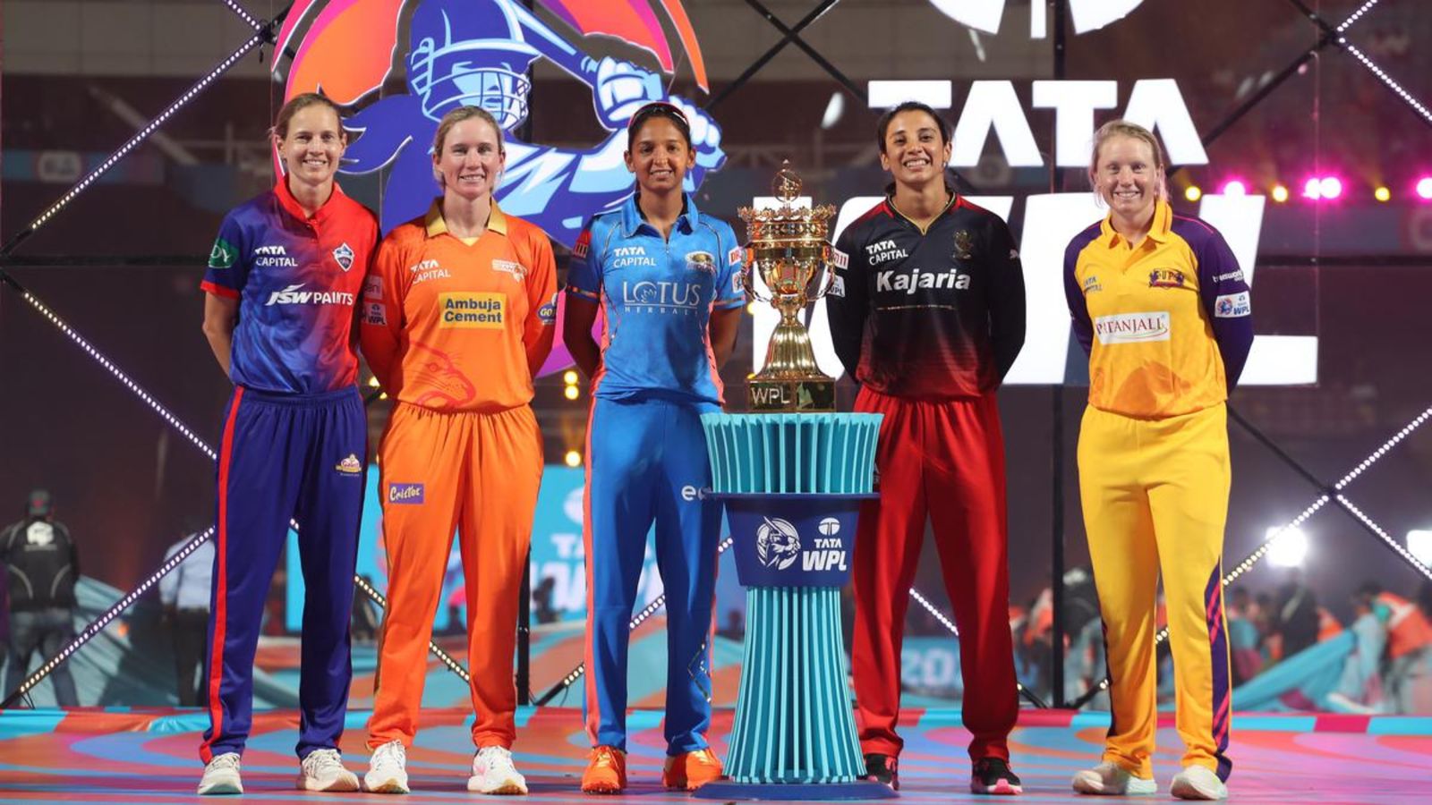 WPL 2024: अब दिवाली पर वीमेंस प्रीमियर लीग कराने की योजना, नए फॉर्मेट में दिखेगा टूर्नामेंट, जय शाह ने दी अपडेट WPL 2024: अब दिवाली पर वीमेंस प्रीमियर लीग कराने की योजना, नए फॉर्मेट में दिखेगा टूर्नामेंट, जय शाह ने दी अपडेट