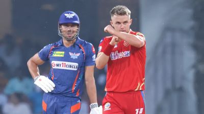 LSG vs PBKS: एक दिन में दो अजीबोगरीब घटनाएं, भारतीय विकेटकीपर्स पर भरोसा न करके इन 2 खिलाड़ियों को हुआ बड़ा फायदा SportsTak Hindi