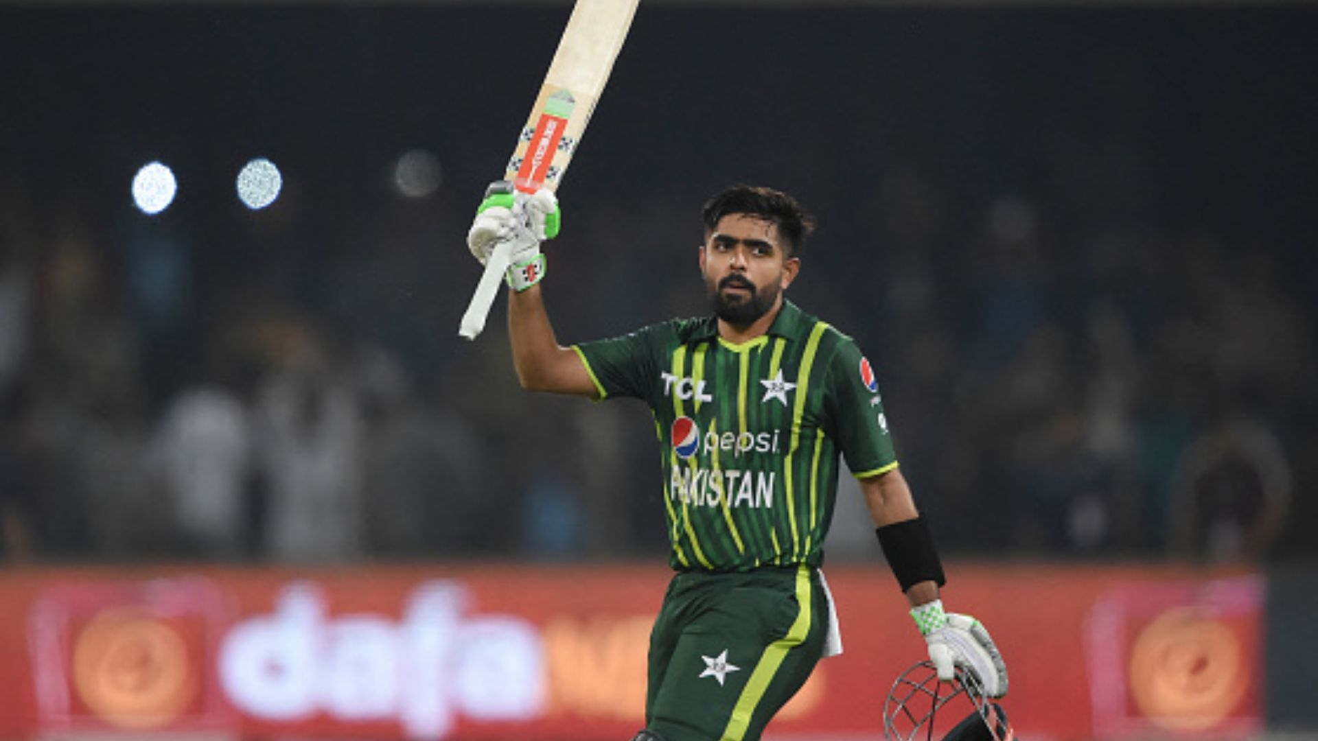 Pak vs NZ : बाबर आजम के शतक से जीता पाकिस्तान, न्यूजीलैंड को लगातार दूसरे T20I में 38 रन से दी मात