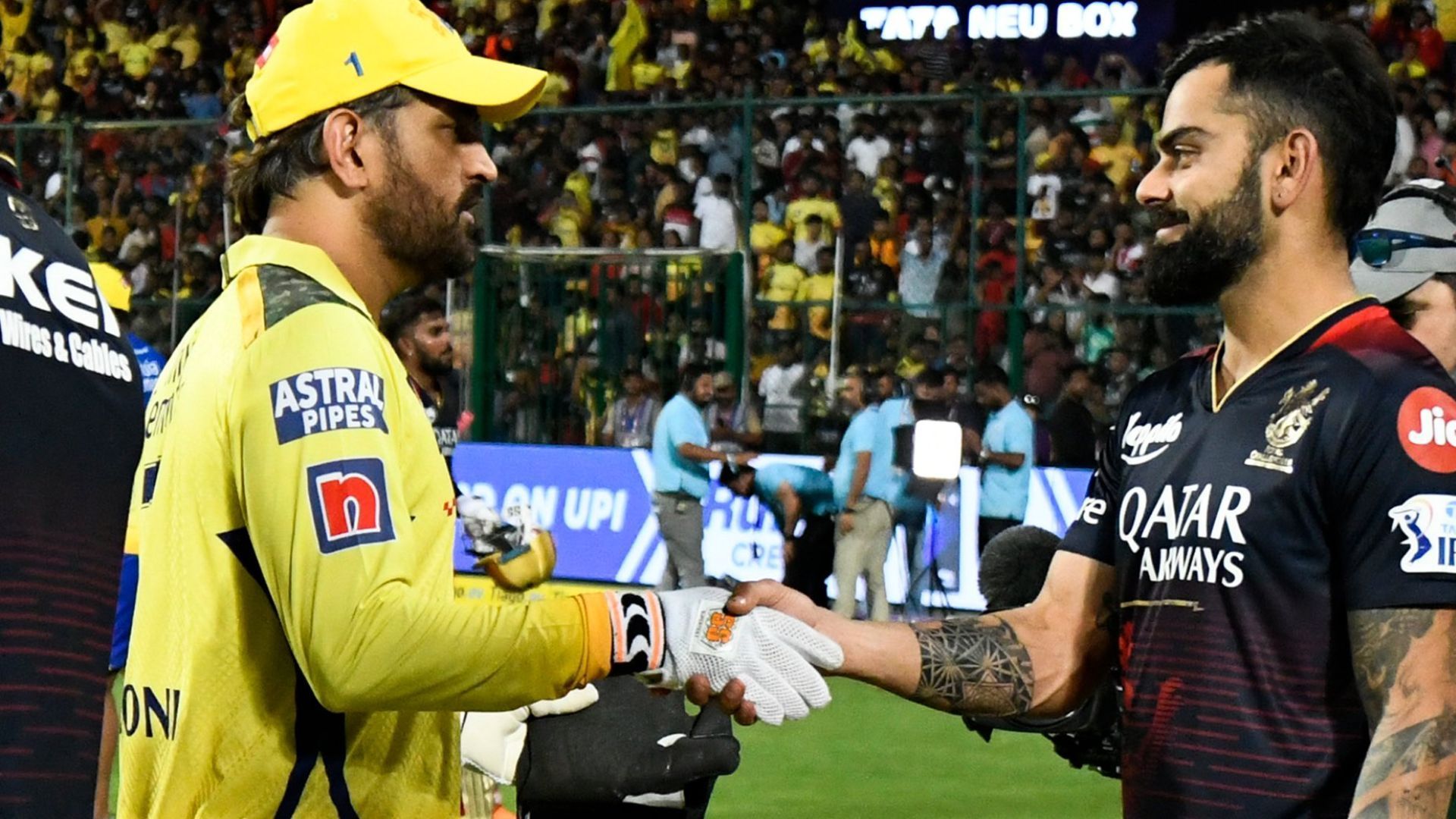 'जब लाल के साथ होता है पीले का मिलन', विराट ने धोनी के साथ पोस्ट की तस्वीर, साथ में लगाया भारत का झंडा