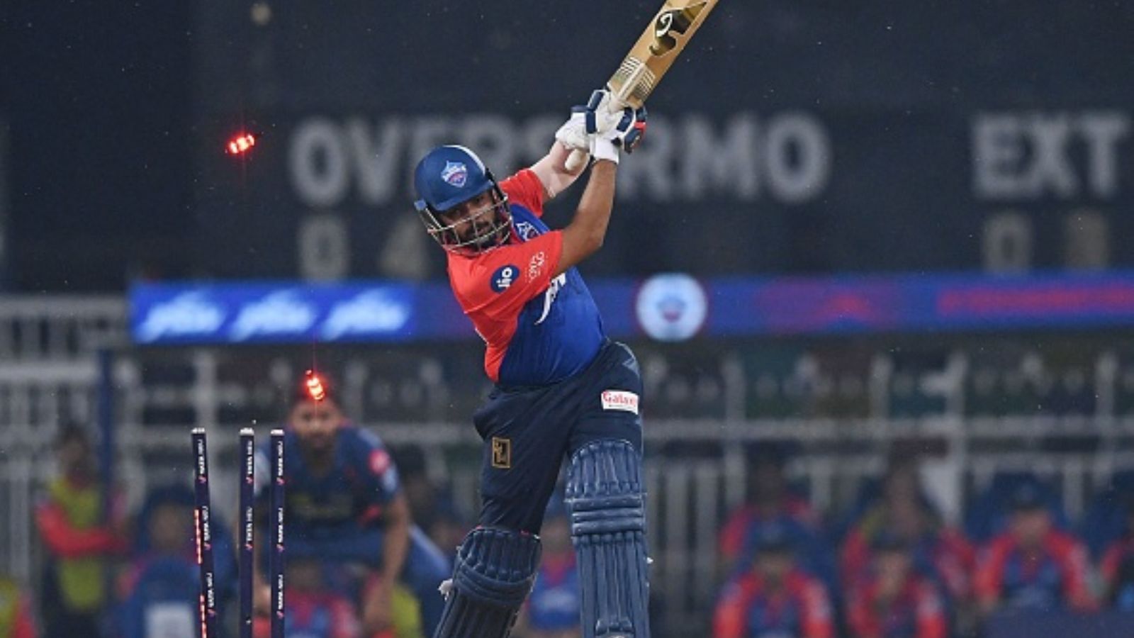 Prithvi Shaw Form: 6 मैच में 7.83 की औसत से 47 रन, दो बार जीरो पर आउट, दिल्ली से बाहर हुआ पोंटिंग की 'आंखों का तारा' Prithvi Shaw Form: 6 मैच में 7.83 की औसत से 47 रन, दो बार जीरो पर आउट, दिल्ली से बाहर हुआ पोंटिंग की 'आंखों का तारा'