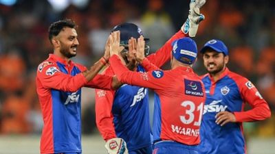 एक ओवर में गिरे तीन विकेट तो दिल्ली के बल्लेबाज को छोड़नी पड़ी कॉफी, तुरंत भागकर पहुंचा मैदान पर, अब खुद सुनाया पूरा किस्सा SportsTak Hindi