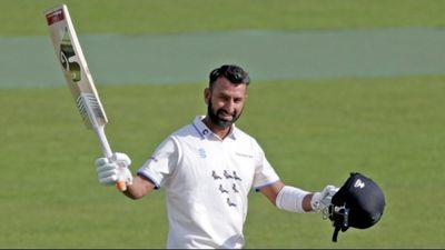 चेतेश्वर पुजारा ने इंग्लैंड में धूम मचाई, 3 मैच में ठोका दूसरा शतक, वसीम जाफर को छोड़ा पीछे SportsTak Hindi