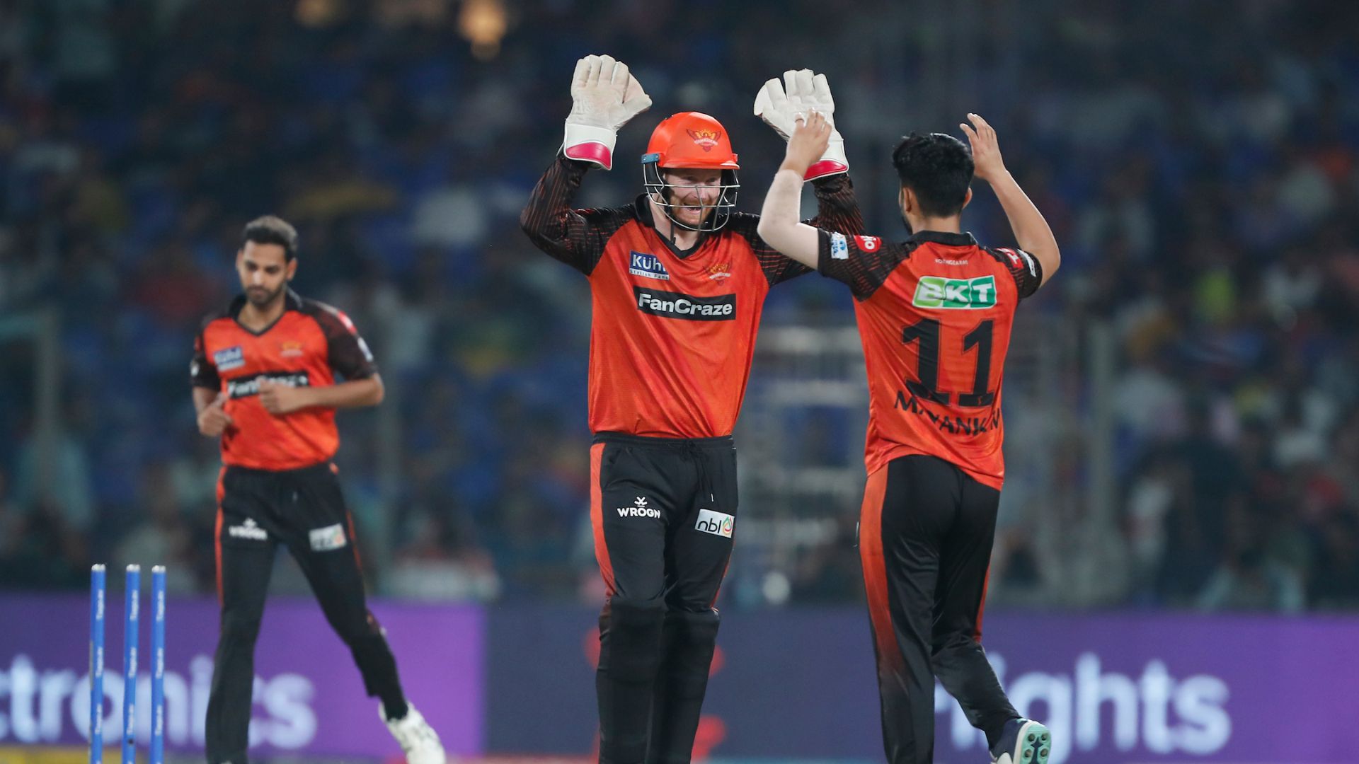 DC vs SRH: हैदराबाद ने दिल्ली फतेह कर मुंबई को छोड़ा पीछे, अभिषेक-क्लासेन और गेंदबाजों के दम पर कैपिटल्स को दी पटखनी DC vs SRH: हैदराबाद ने दिल्ली फतेह कर मुंबई को छोड़ा पीछे, अभिषेक-क्लासेन और गेंदबाजों के दम पर कैपिटल्स को दी पटखनी