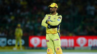 MS Dhoni : पंजाब के खिलाफ 200 रन बनाने के बाद भी चेन्नई को मिली हार तो धोनी ने कहा - दो बुरे ओवर... SportsTak Hindi