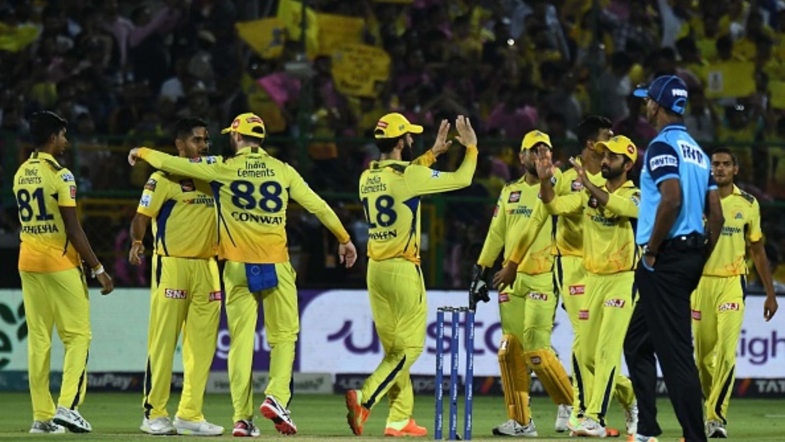 IPL 2023: वसीम अकरम ने जडेजा- गायकवाड़ को किया रिजेक्ट, कहा- धोनी गए तो इस खिलाड़ी को बनाओ कप्तान IPL 2023: वसीम अकरम ने जडेजा- गायकवाड़ को किया रिजेक्ट, कहा- धोनी गए तो इस खिलाड़ी को बनाओ कप्तान