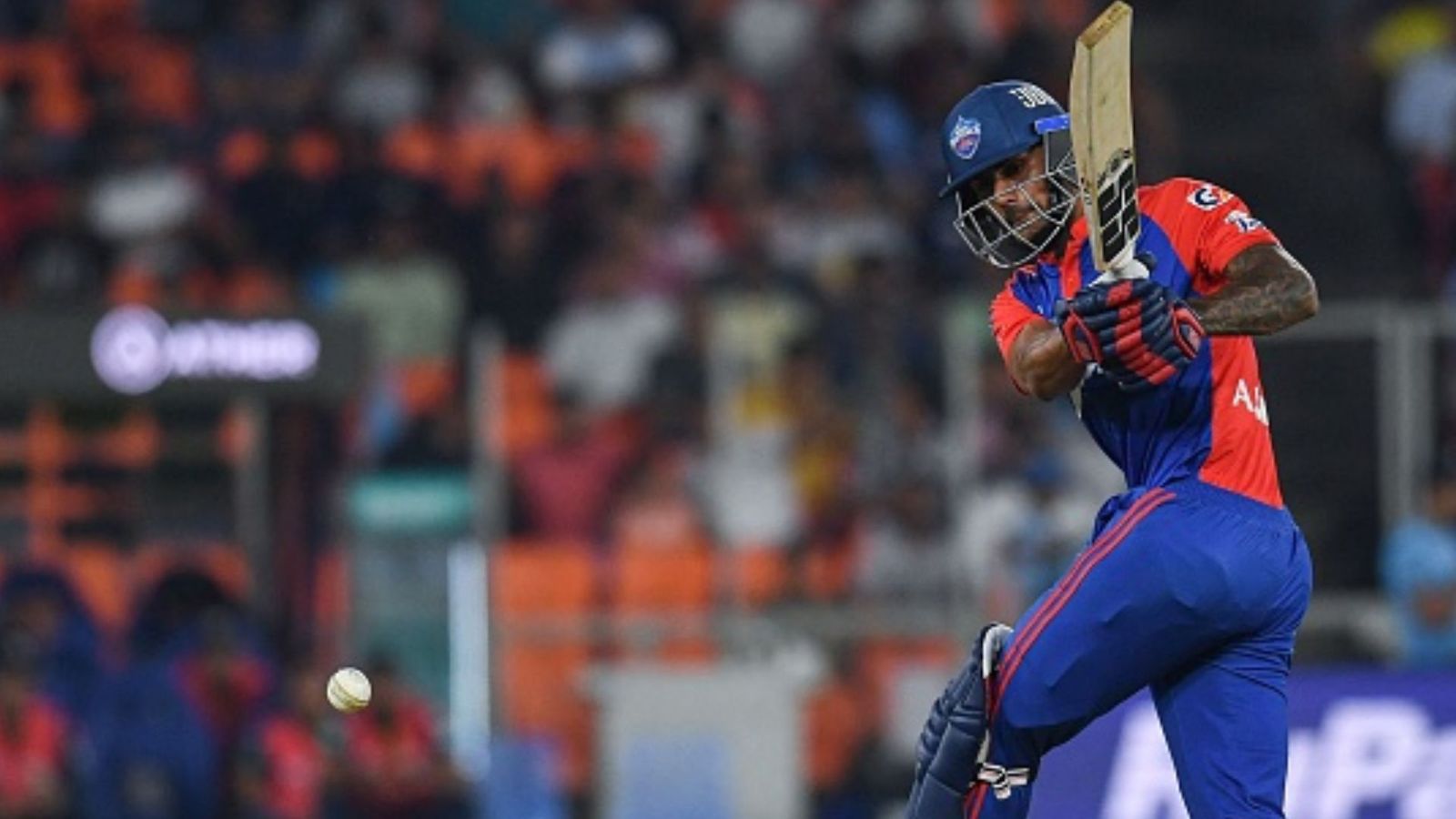 Aman Khan : 23 रन पर गिरे 5 विकेट, फिर 51 रनों की पारी खेल दिल्ली की बचाई लाज, जानें कौन है ये अमन खान? Aman Khan : 23 रन पर गिरे 5 विकेट, फिर 51 रनों की पारी खेल दिल्ली की बचाई लाज, जानें कौन है ये अमन खान?