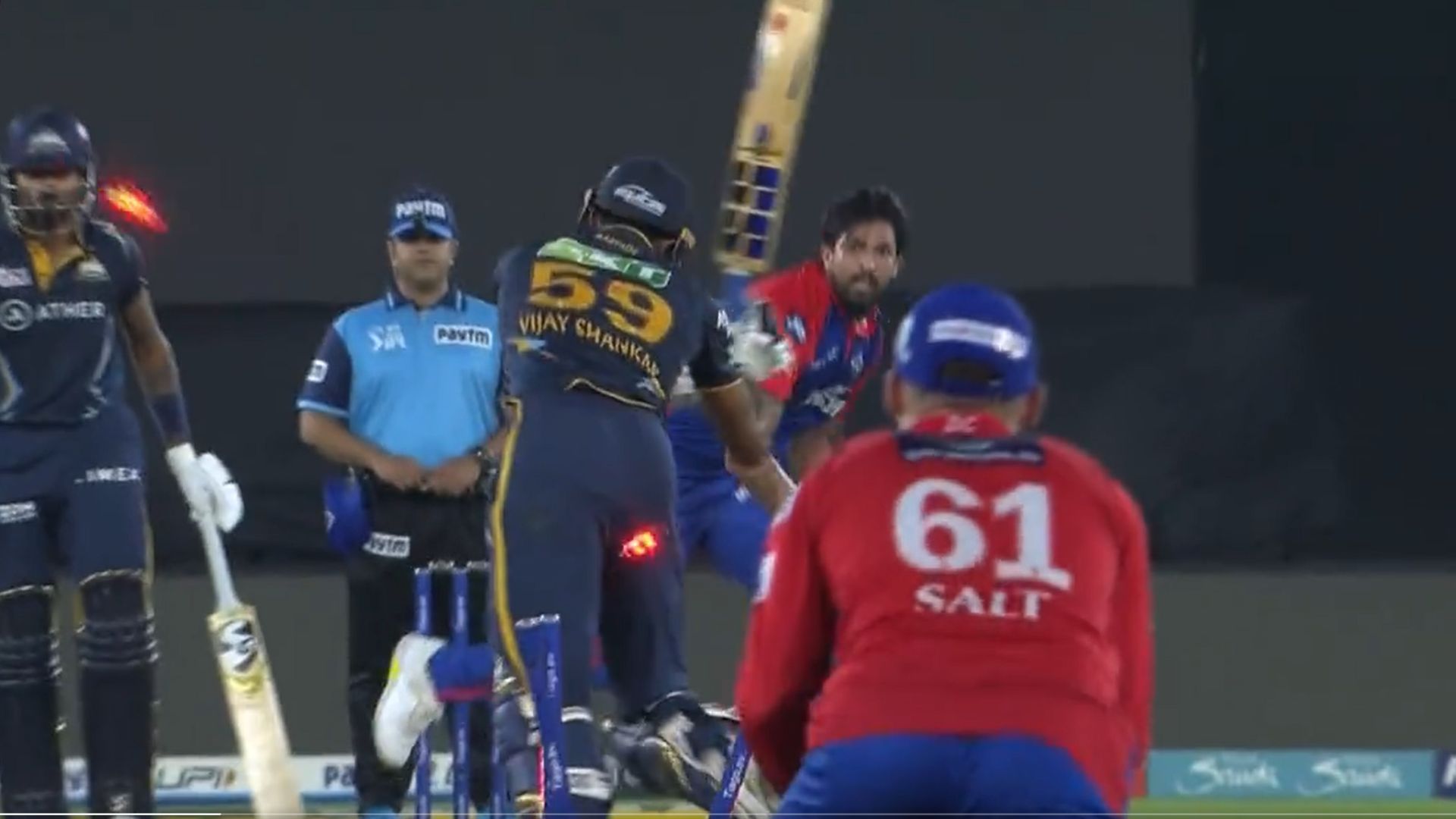 Ishant Sharma, Video : 3 साल IPL में झेली बेकद्री, फिर 119 की रफ्तार को बनाया नया 'ब्रह्मास्त्र', डेल स्टेन बोले - 'ऐसा कभी नहीं देखा' Ishant Sharma, Video : 3 साल IPL में झेली बेकद्री, फिर 119 की रफ्तार को बनाया नया 'ब्रह्मास्त्र', डेल स्टेन बोले - 'ऐसा कभी नहीं देखा'