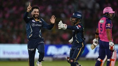 IPL 2023, Points Table : राजस्थान पर 9 विकेट की जीत से गुजरात ने लिया बदला, अंकतालिका में टॉप पर जारी कब्ज़ा SportsTak Hindi