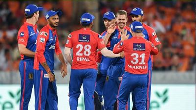 IPL 2023 : दिल्ली कैपिटल्स को लगा बड़ा झटका, 6.50 करोड़ वाला मैच विनर IPL 2023 से हो गया बाहर SportsTak Hindi