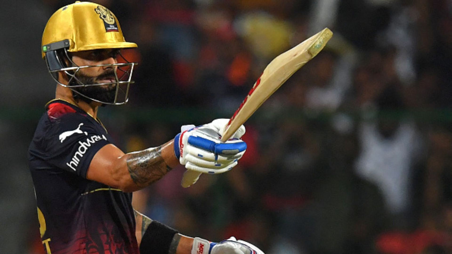Virat Kohli Record: विराट कोहली आईपीएल में 7000 रन बनाने वाले पहले बल्लेबाज बने, जानिए कौन उनके पीछे