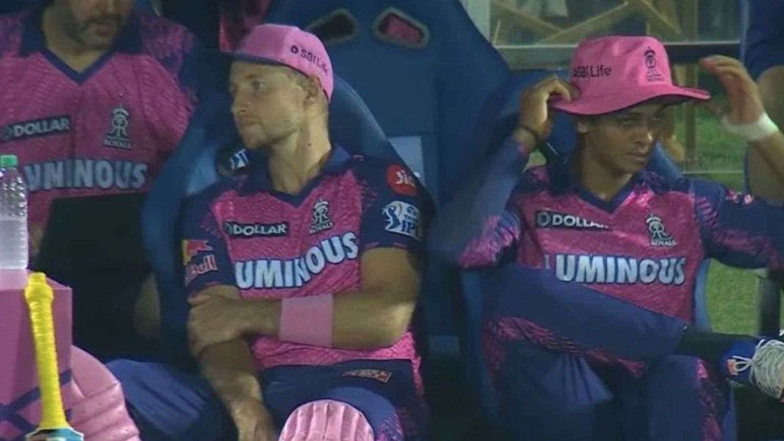 IPL 2023: इंग्लैंड के पूर्व कप्तान की फूटी किस्मत, भारत में कर चुका है हर फॉर्मेट में डेब्यू, नहीं मिली एक मैच में भी बल्लेबाजी IPL 2023: इंग्लैंड के पूर्व कप्तान की फूटी किस्मत, भारत में कर चुका है हर फॉर्मेट में डेब्यू, नहीं मिली एक मैच में भी बल्लेबाजी