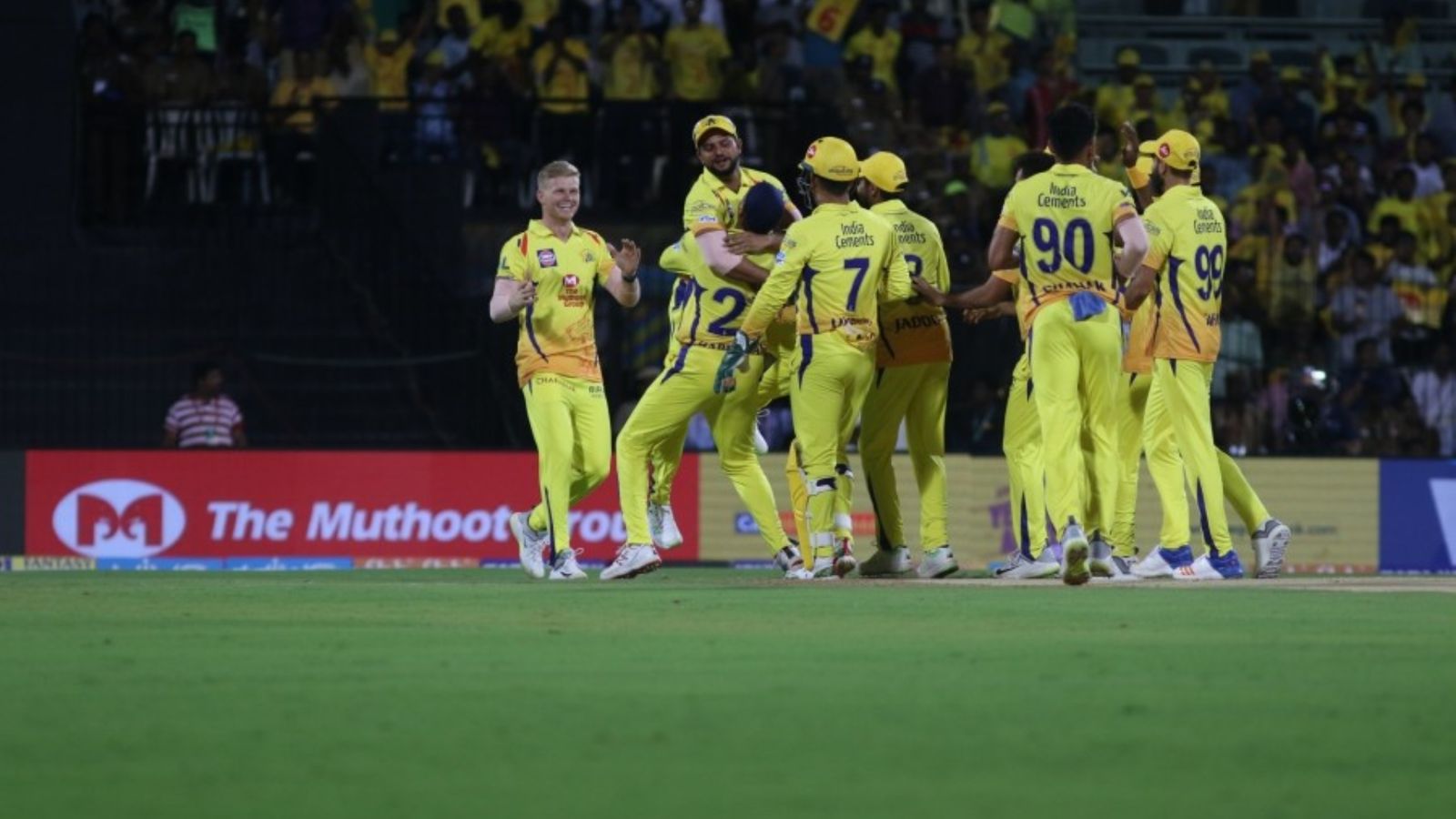 चेन्नई सुपर किंग्स के साथ आईपीएल जीतने वाला खिलाड़ी स्किन कैंसर से लड़ रहा जंग, धूप में खेलना बनी वजह चेन्नई सुपर किंग्स के साथ आईपीएल जीतने वाला खिलाड़ी स्किन कैंसर से लड़ रहा जंग, धूप में खेलना बनी वजह