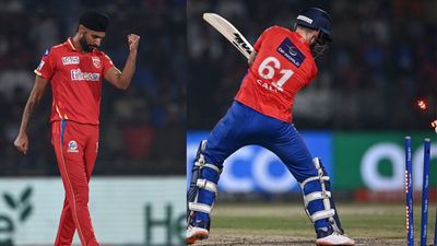 DC vs PBKS: आईपीएल 2023 से बाहर होने वाली पहली टीम बनी दिल्ली, प्रभसिमरन के शतक के बाद स्पिनर्स ने 19 रन में 6 विकेट लेकर पंजाब को जिताया SportsTak Hindi