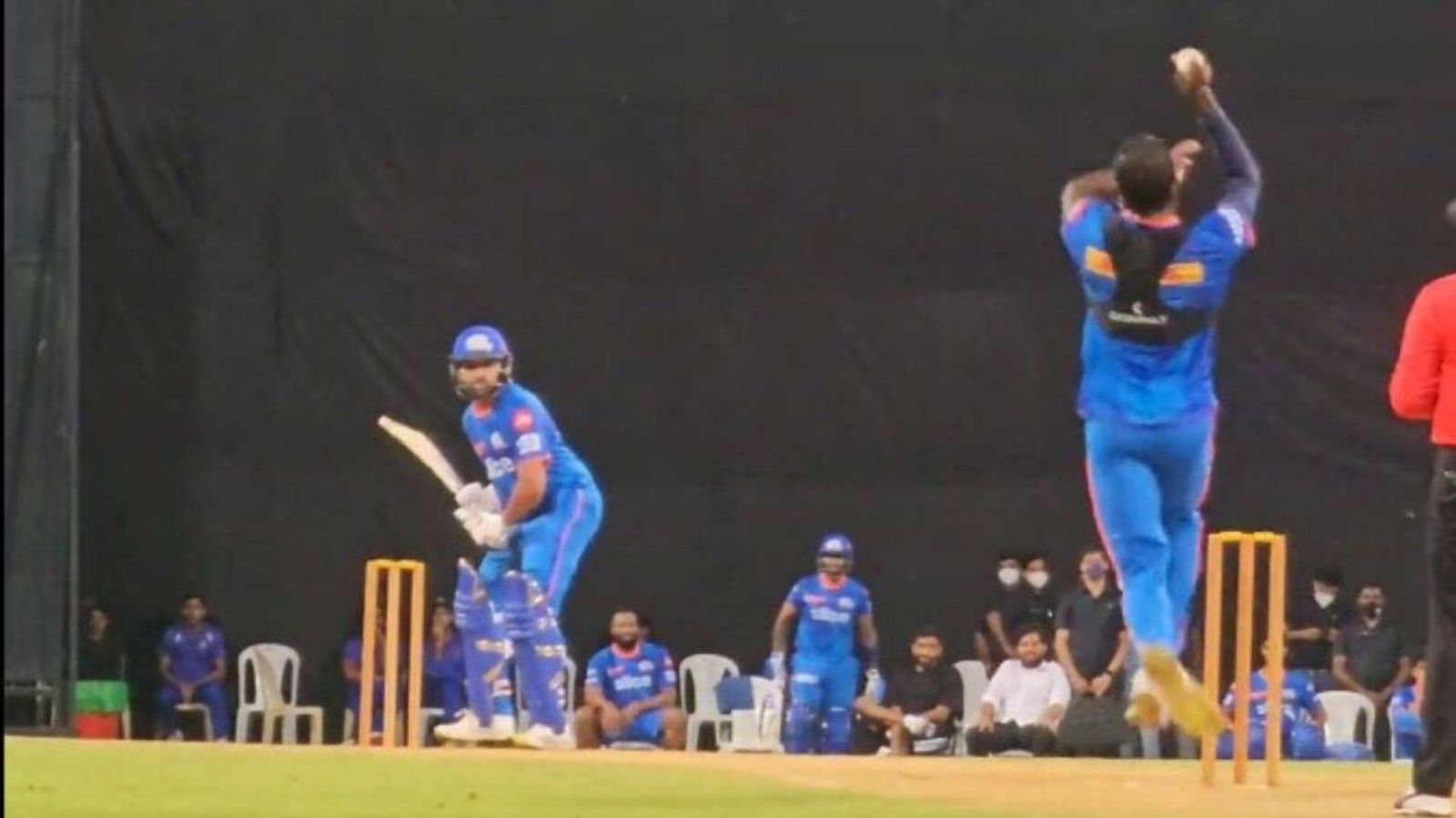 रोहित शर्मा की टीम के गेंदबाज पर पीटरसन का बड़ा बयान, कहा- 'नेशनल टीम में खेलने का सपना खत्म, सिर्फ फ्रेंचाइज क्रिकेट ही खेलो' रोहित शर्मा की टीम के गेंदबाज पर पीटरसन का बड़ा बयान, कहा- 'नेशनल टीम में खेलने का सपना खत्म, सिर्फ फ्रेंचाइज क्रिकेट ही खेलो'