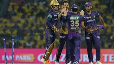 Eden Gardens की पिच से KKR के कप्तान नीतीश राणा नाराज, क्यूरेटर बोले- कहां लिखा है घरेलू टीम के हिसाब से होनी चाहिए SportsTak Hindi