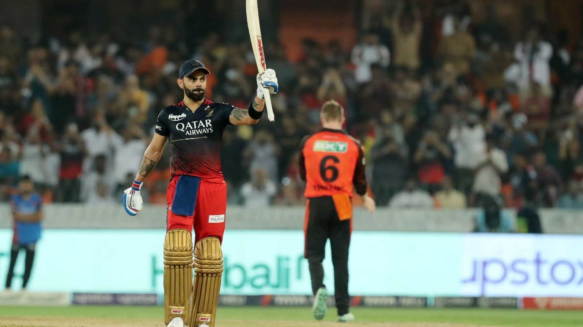 SRH vs RCB: 4 साल बाद गरज उठा किंग कोहली का बल्ला, तूफानी शतक ठोक बैंगलोर को दिलाई जीत, डुप्लेसी भी छाए, हैदराबाद की हार