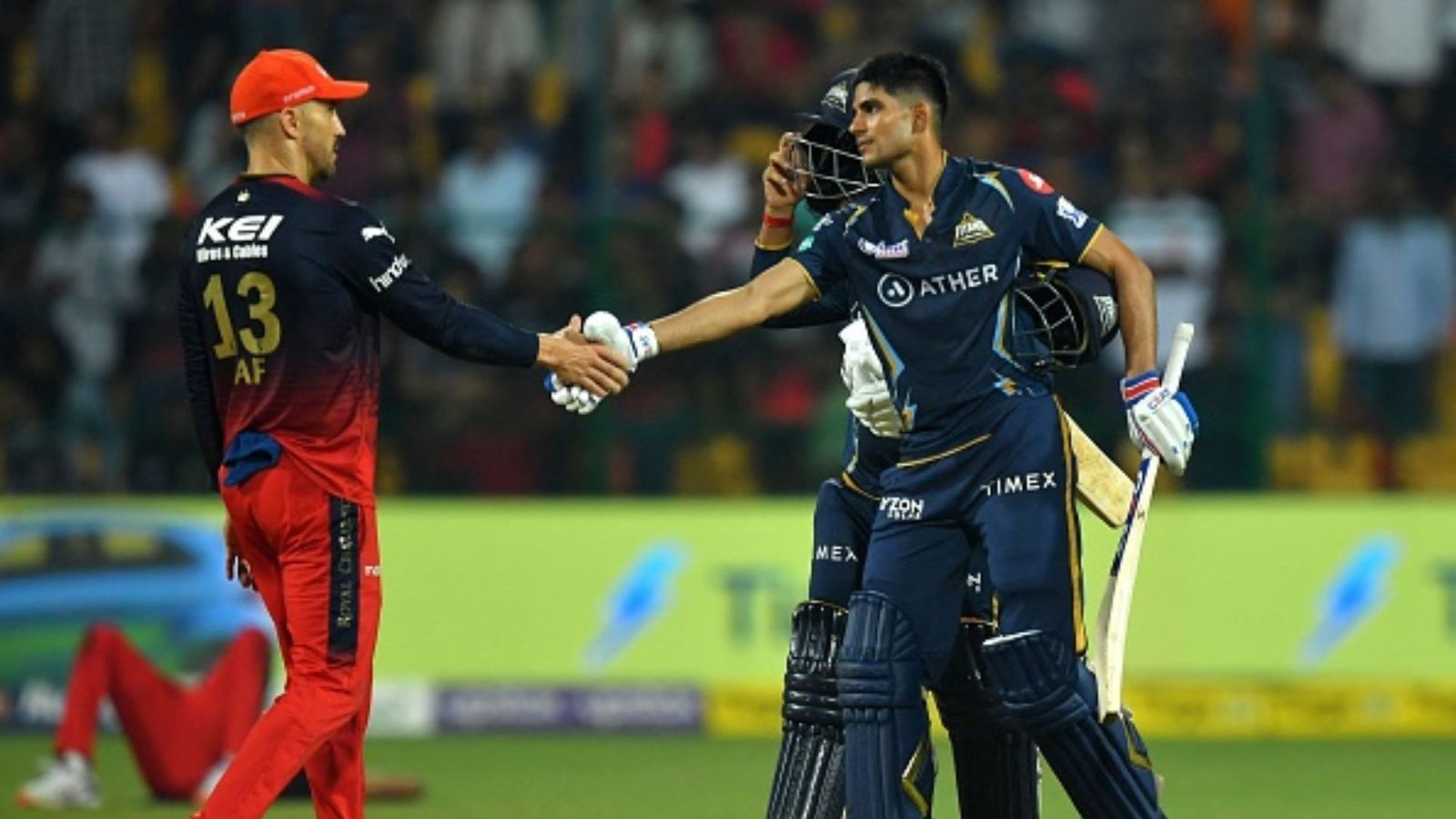 IPL 2023 ने तोड़ डाला एक सीजन में सबसे ज्यादा छक्के का रिकॉर्ड, गिल के बल्ले से निकला टूर्नामेंट का 1063वां छक्का IPL 2023 ने तोड़ डाला एक सीजन में सबसे ज्यादा छक्के का रिकॉर्ड, गिल के बल्ले से निकला टूर्नामेंट का 1063वां छक्का