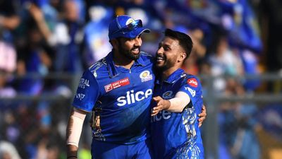 Rohit Sharma : 5 रन पर 5 विकेट लेने वाले आकाश जल्द हो सकते हैं टीम इंडिया का हिस्सा, रोहित शर्मा ने दिया बड़ा संकेत SportsTak Hindi